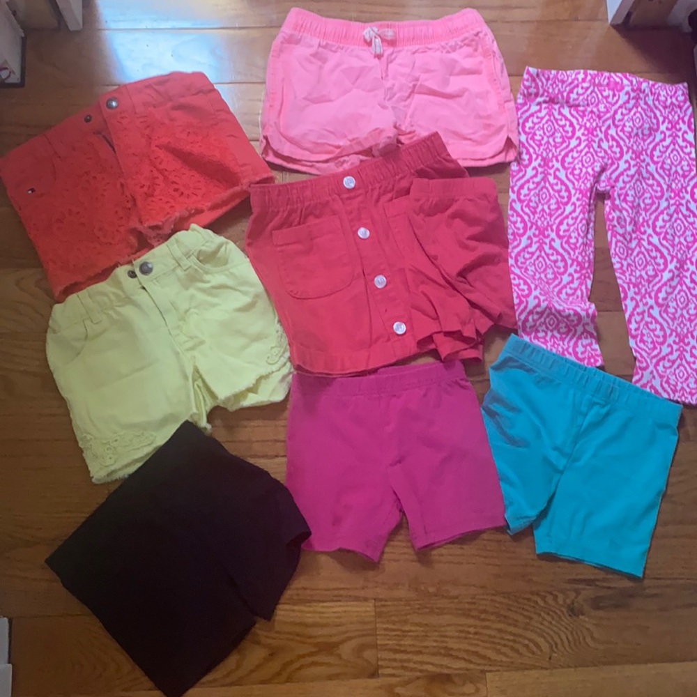 Lot of girls shorts size 5T